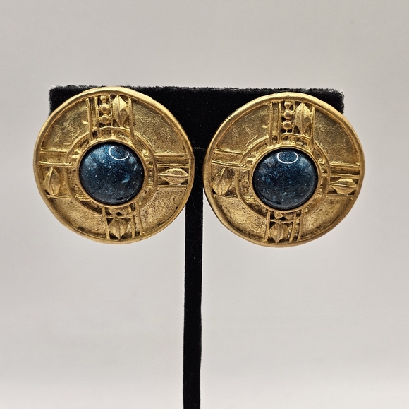 80's Circle Brutalist Earrings Clip-On Gold Tone Teal Center Stud Metal Vintage - Picture 3 of 8